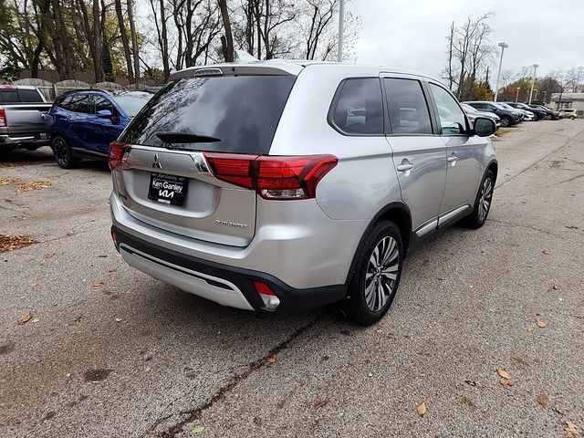 2019 Mitsubishi Outlander ES