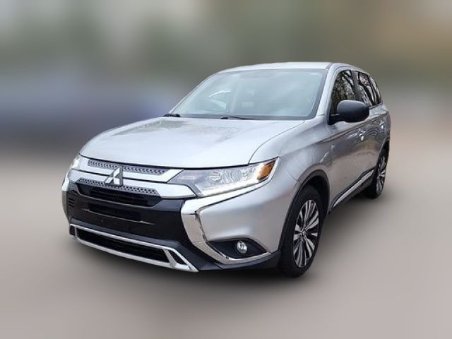 2019 Mitsubishi Outlander ES