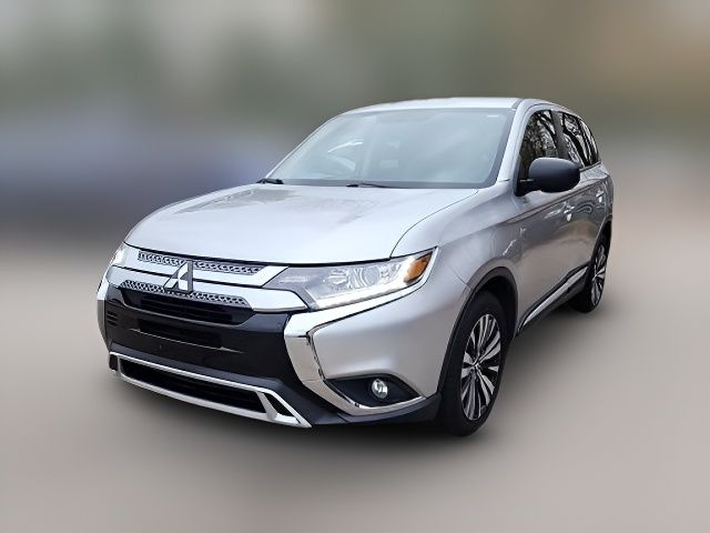 2019 Mitsubishi Outlander ES