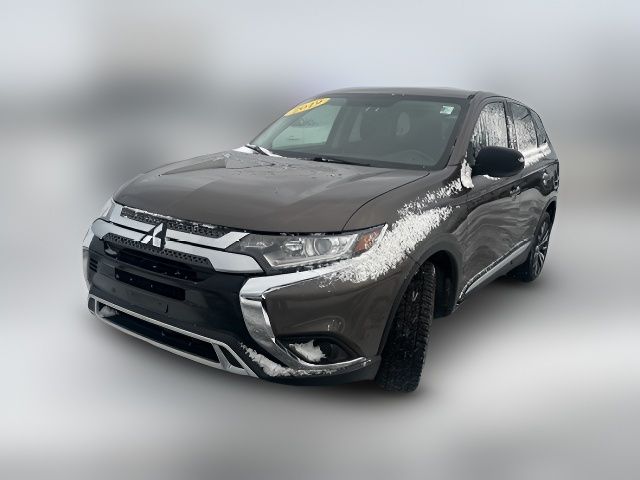 2019 Mitsubishi Outlander ES