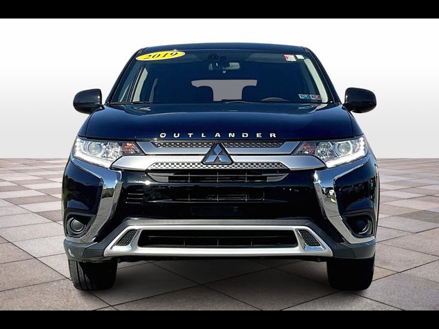 2019 Mitsubishi Outlander ES