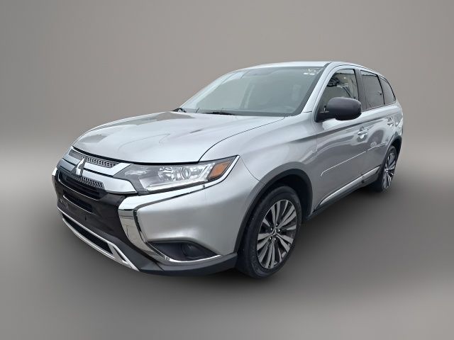 2019 Mitsubishi Outlander ES
