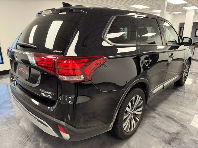 2019 Mitsubishi Outlander ES