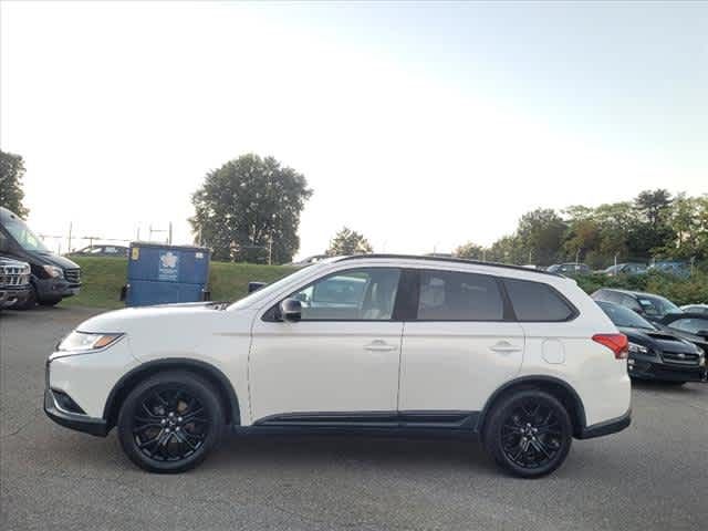 2019 Mitsubishi Outlander LE