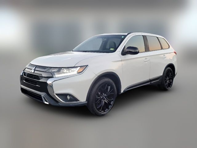 2019 Mitsubishi Outlander LE