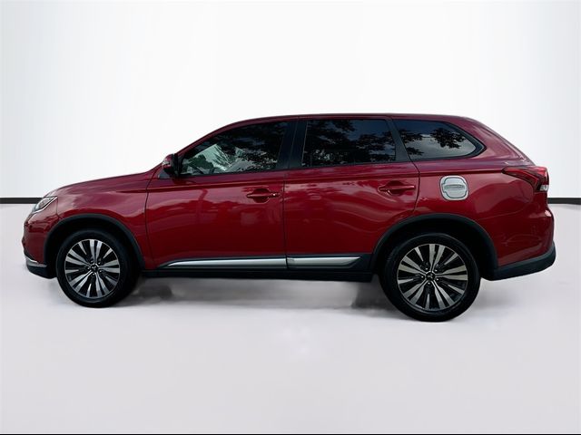 2019 Mitsubishi Outlander LE