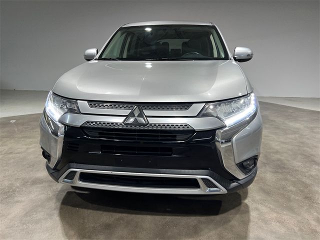 2019 Mitsubishi Outlander SE