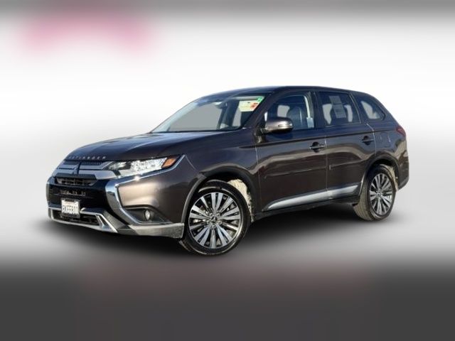 2019 Mitsubishi Outlander SE