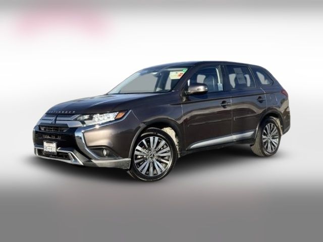 2019 Mitsubishi Outlander SE