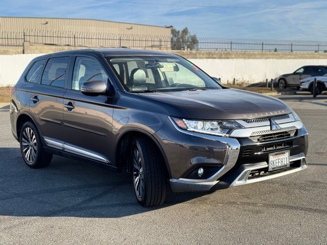 2019 Mitsubishi Outlander SE