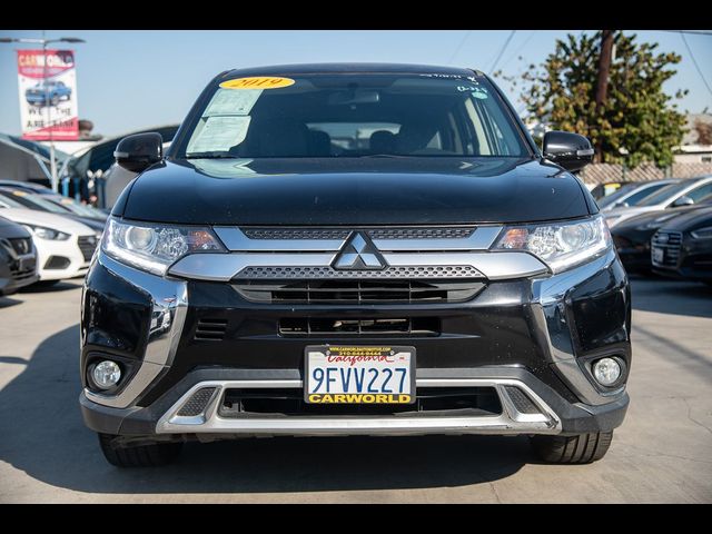 2019 Mitsubishi Outlander SE