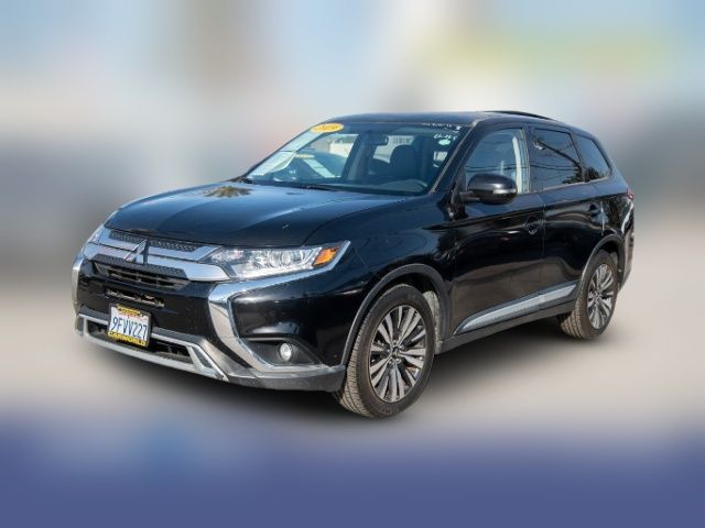 2019 Mitsubishi Outlander SE