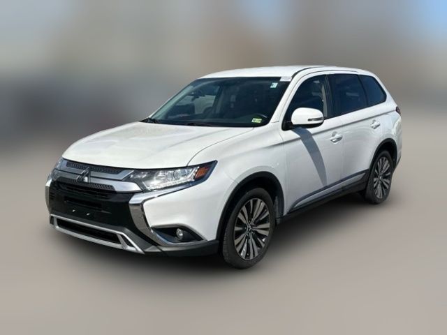 2019 Mitsubishi Outlander SE