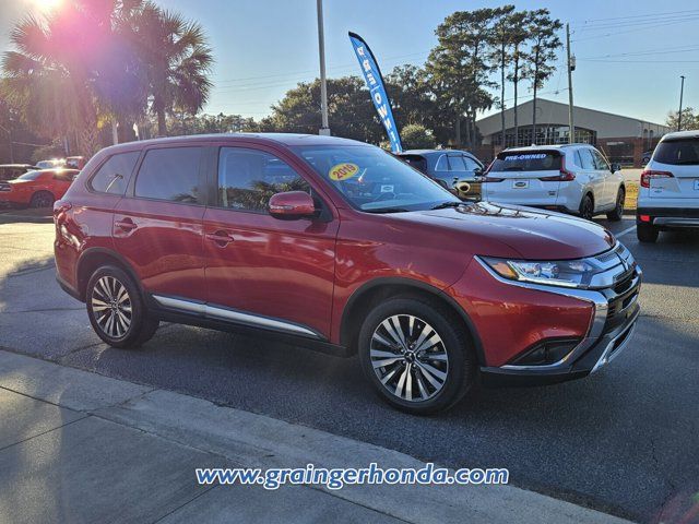 2019 Mitsubishi Outlander SE