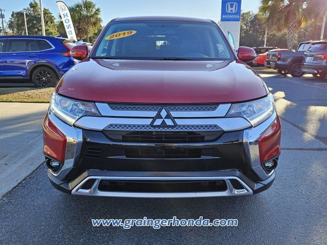 2019 Mitsubishi Outlander SE