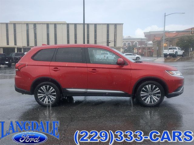 2019 Mitsubishi Outlander SE