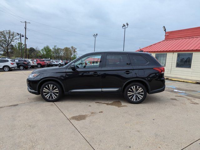 2019 Mitsubishi Outlander SE