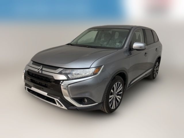 2019 Mitsubishi Outlander LE