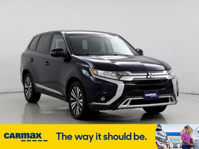 2019 Mitsubishi Outlander SE