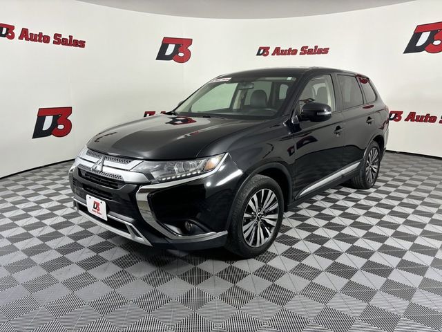 2019 Mitsubishi Outlander SE