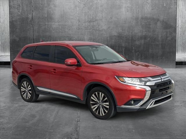 2019 Mitsubishi Outlander SE