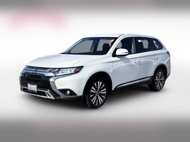 2019 Mitsubishi Outlander SE