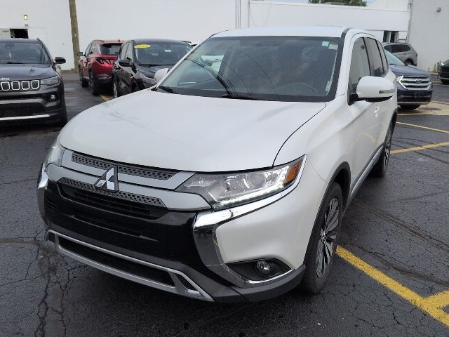 2019 Mitsubishi Outlander SE