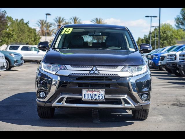 2019 Mitsubishi Outlander SE