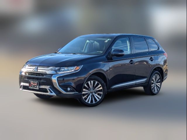 2019 Mitsubishi Outlander SE