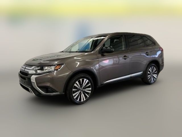 2019 Mitsubishi Outlander SE