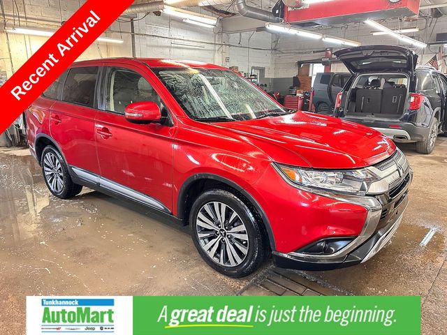 2019 Mitsubishi Outlander SE