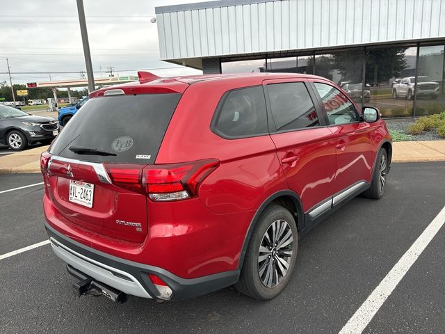 2019 Mitsubishi Outlander SE