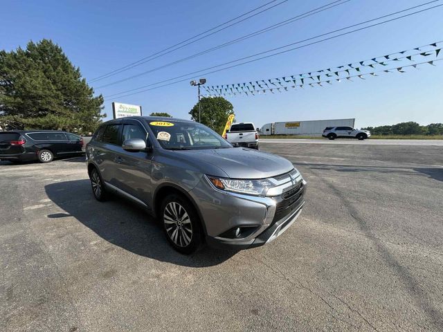 2019 Mitsubishi Outlander SE