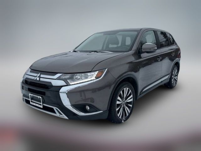 2019 Mitsubishi Outlander SE