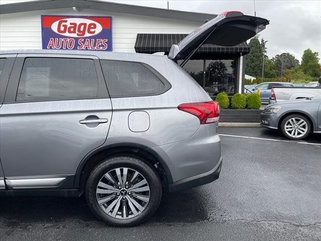 2019 Mitsubishi Outlander SE