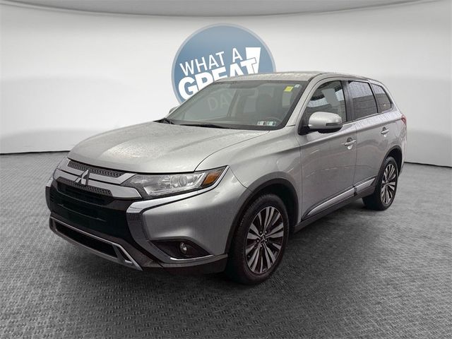 2019 Mitsubishi Outlander SE