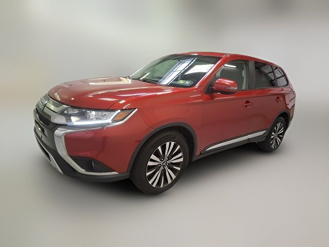 2019 Mitsubishi Outlander SE