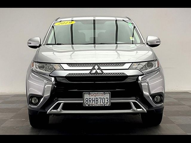 2019 Mitsubishi Outlander SE