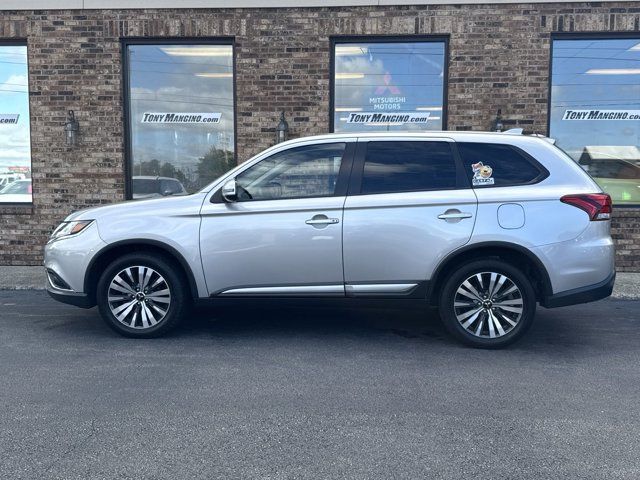 2019 Mitsubishi Outlander SE