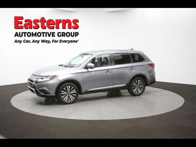 2019 Mitsubishi Outlander SE