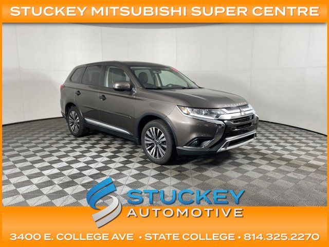 2019 Mitsubishi Outlander SE