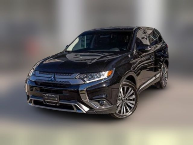 2019 Mitsubishi Outlander SE