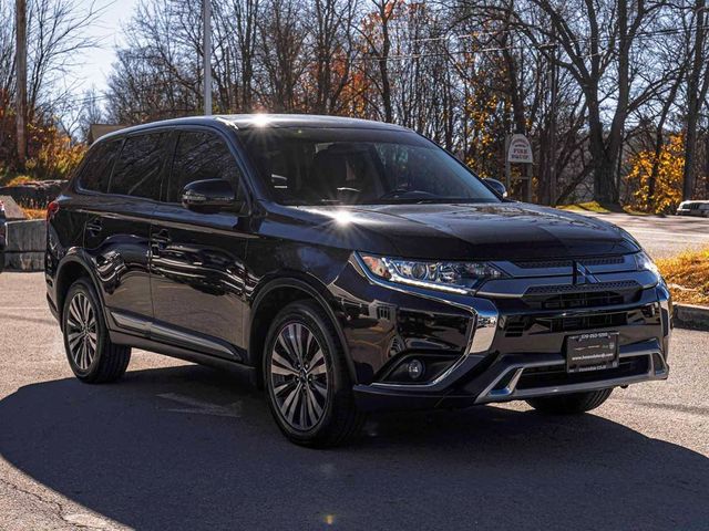 2019 Mitsubishi Outlander SE