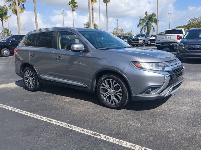 2019 Mitsubishi Outlander SE