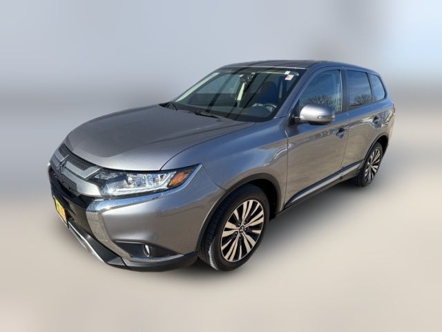 2019 Mitsubishi Outlander SE