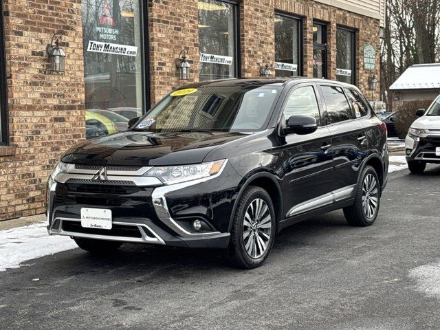 2019 Mitsubishi Outlander SE