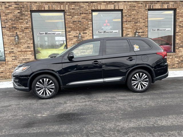 2019 Mitsubishi Outlander SE