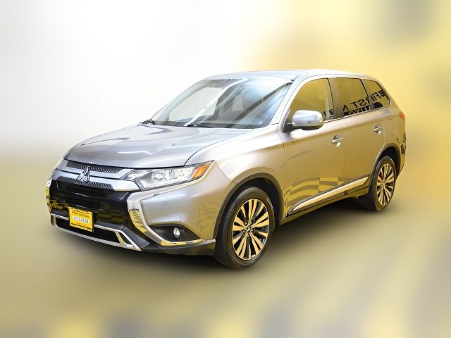 2019 Mitsubishi Outlander SE