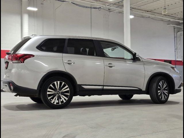 2019 Mitsubishi Outlander SEL