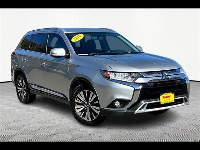 2019 Mitsubishi Outlander ES